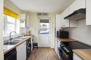 Kitchen- click for photo gallery